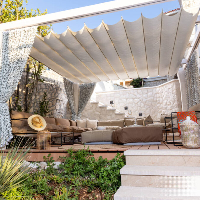 Vente et installation de toiles d’ombrage pour pergola sur mesure &agrave; Burnhaupt-le-Haut dans le Haut-Rhin Pfastatt 0